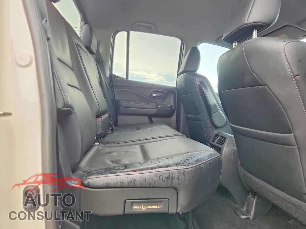 HONDA RIDGELINE 2017 - 5FPYK3F68HB015506