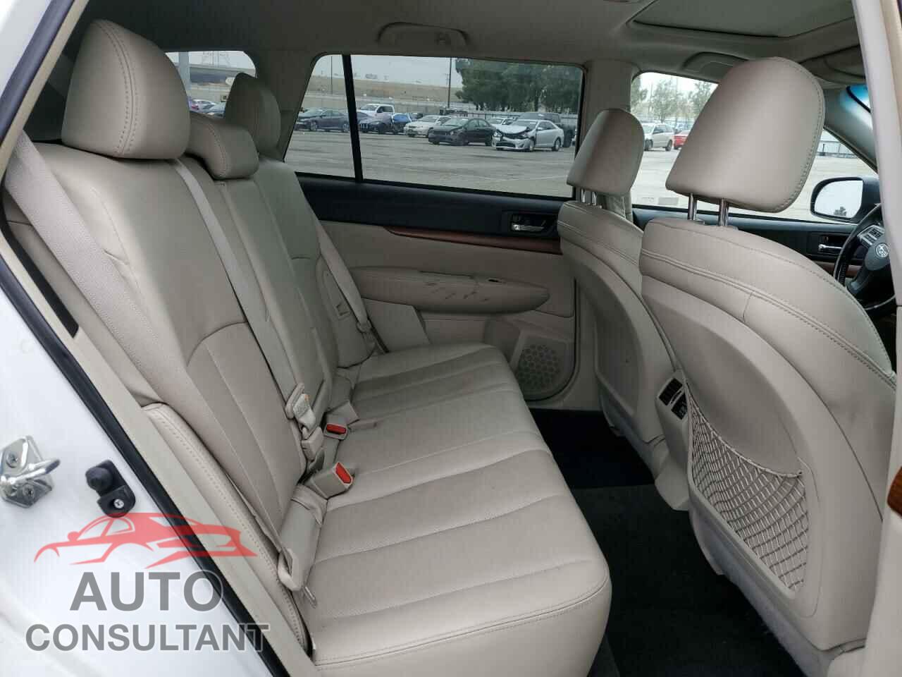 SUBARU OUTBACK 2013 - 4S4BRBLC7D3308119