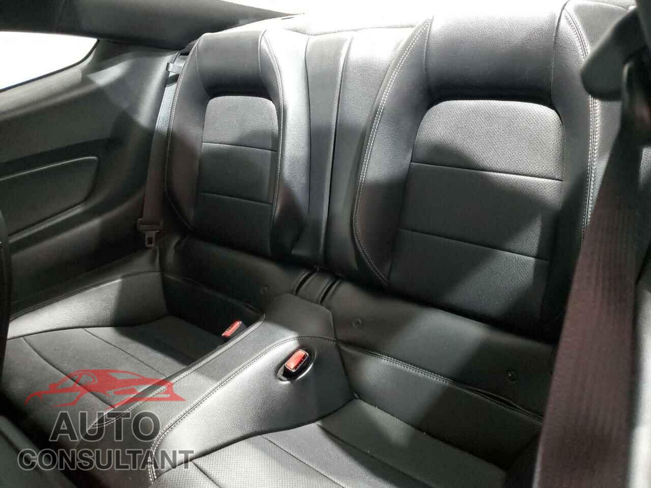 FORD MUSTANG 2017 - 1FA6P8CF5H5335019