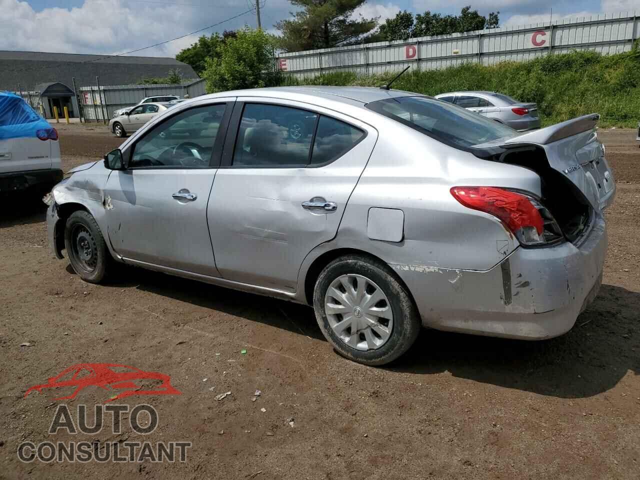 NISSAN VERSA 2019 - 3N1CN7AP3KL862530