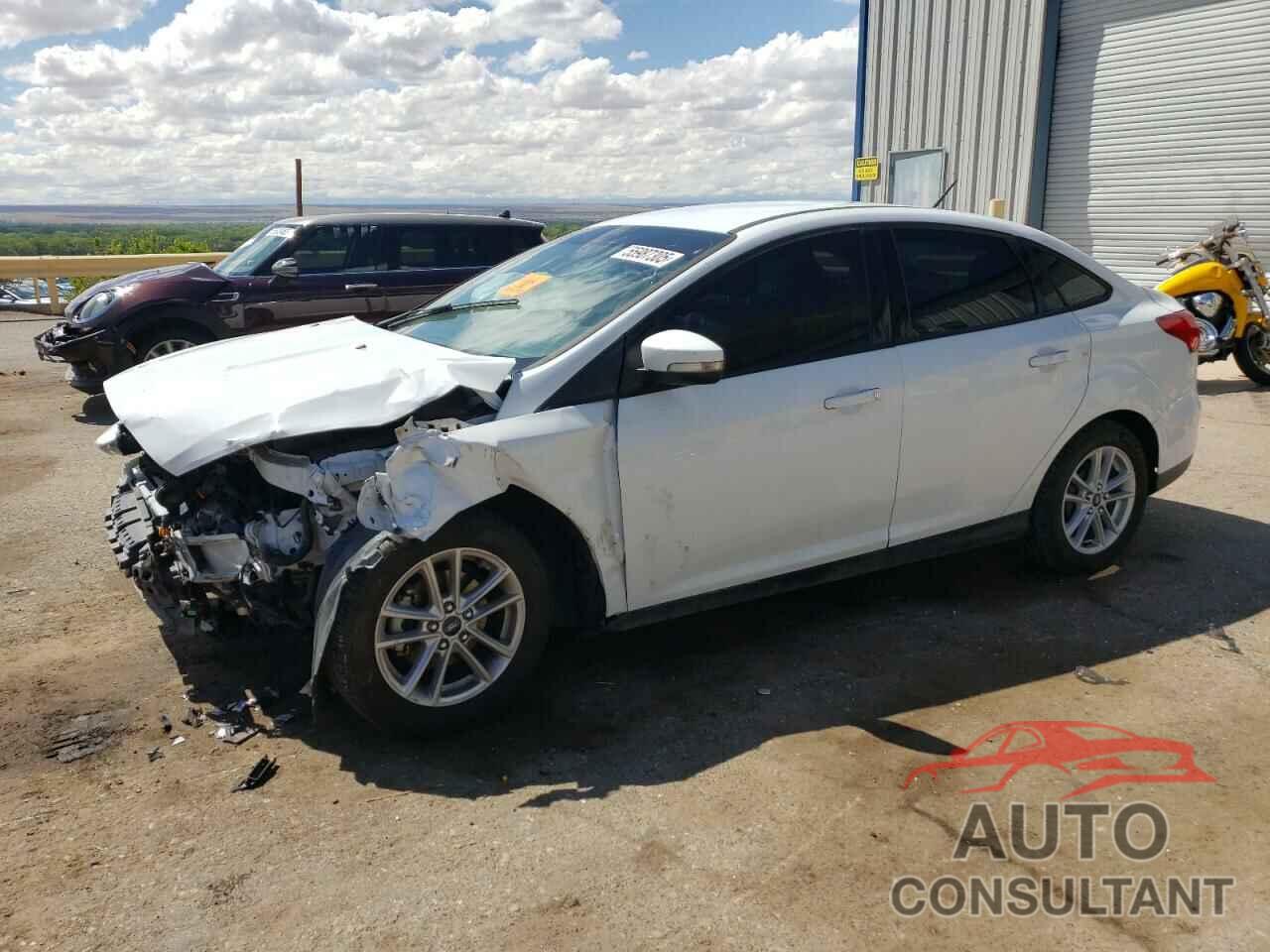 FORD FOCUS 2017 - 1FADP3F21HL300654