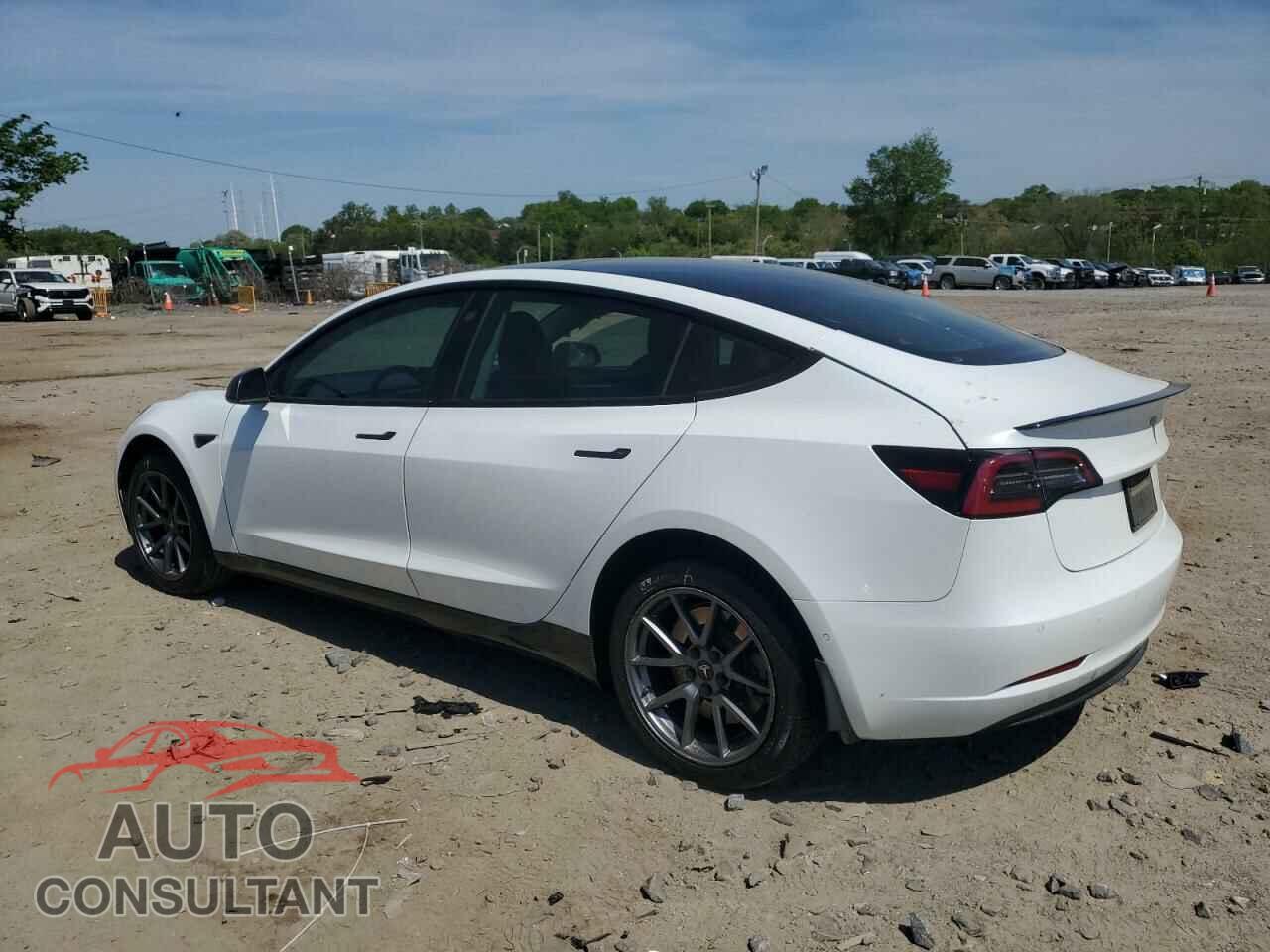 TESLA MODEL 3 2021 - 5YJ3E1EA8MF016492