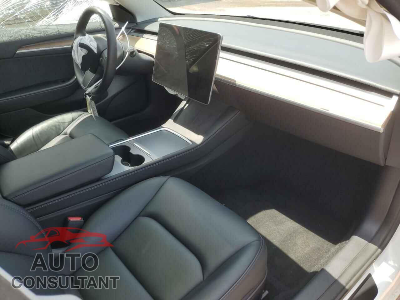 TESLA MODEL 3 2022 - 5YJ3E1EA7NF369131