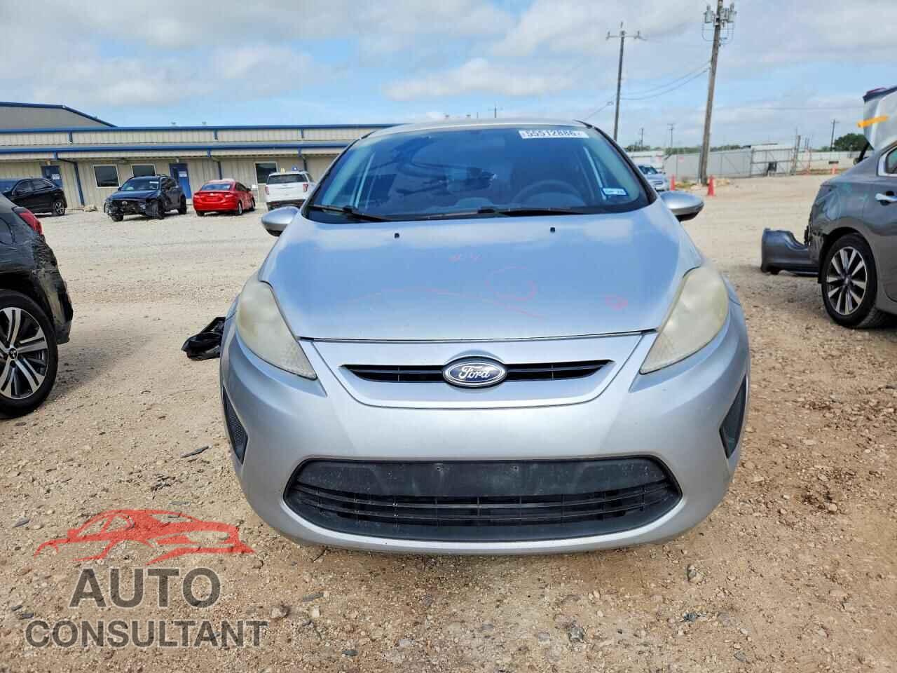 FORD FIESTA 2013 - 3FADP4EJ2DM162808