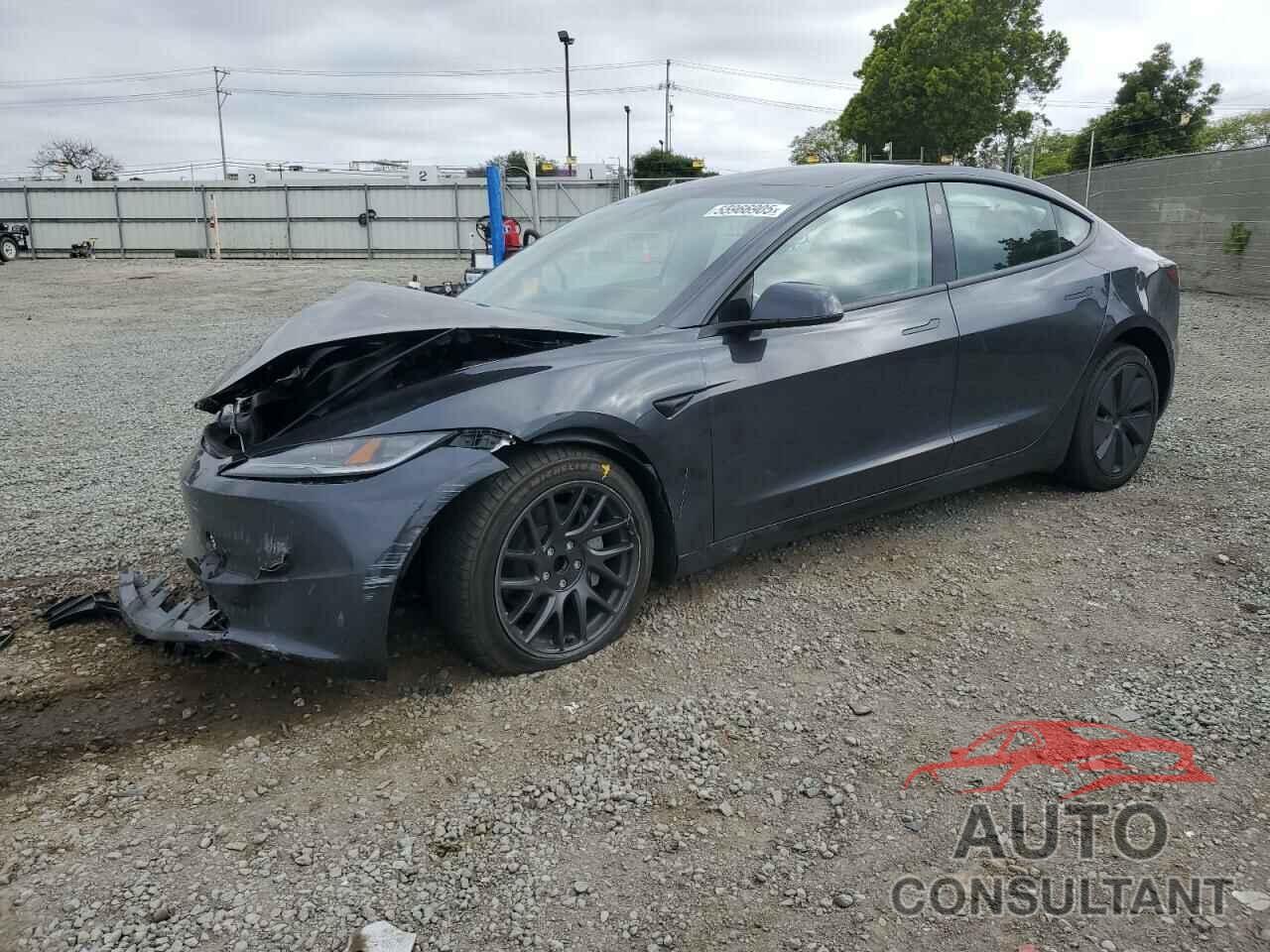 TESLA MODEL 3 2025 - 5YJ3E1EA5SF918823