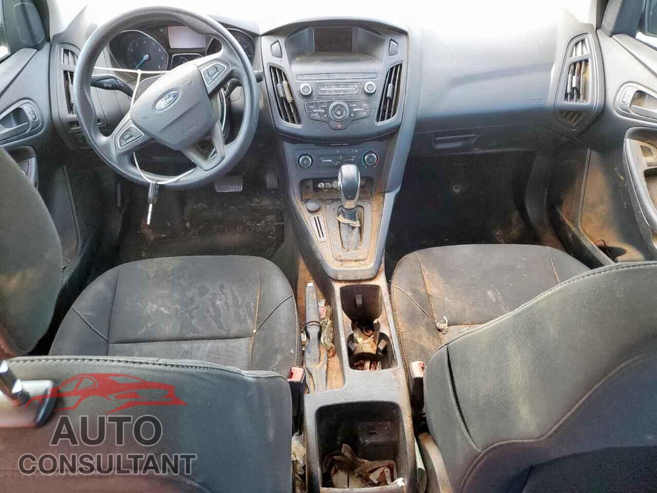 FORD FOCUS 2018 - 1FADP3E27JL308524