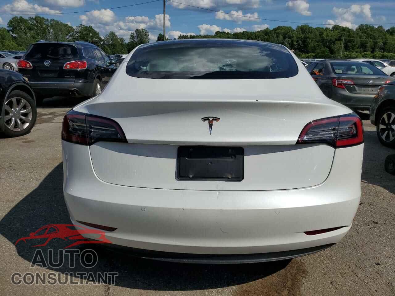 TESLA MODEL 3 2021 - 5YJ3E1EA6MF018760