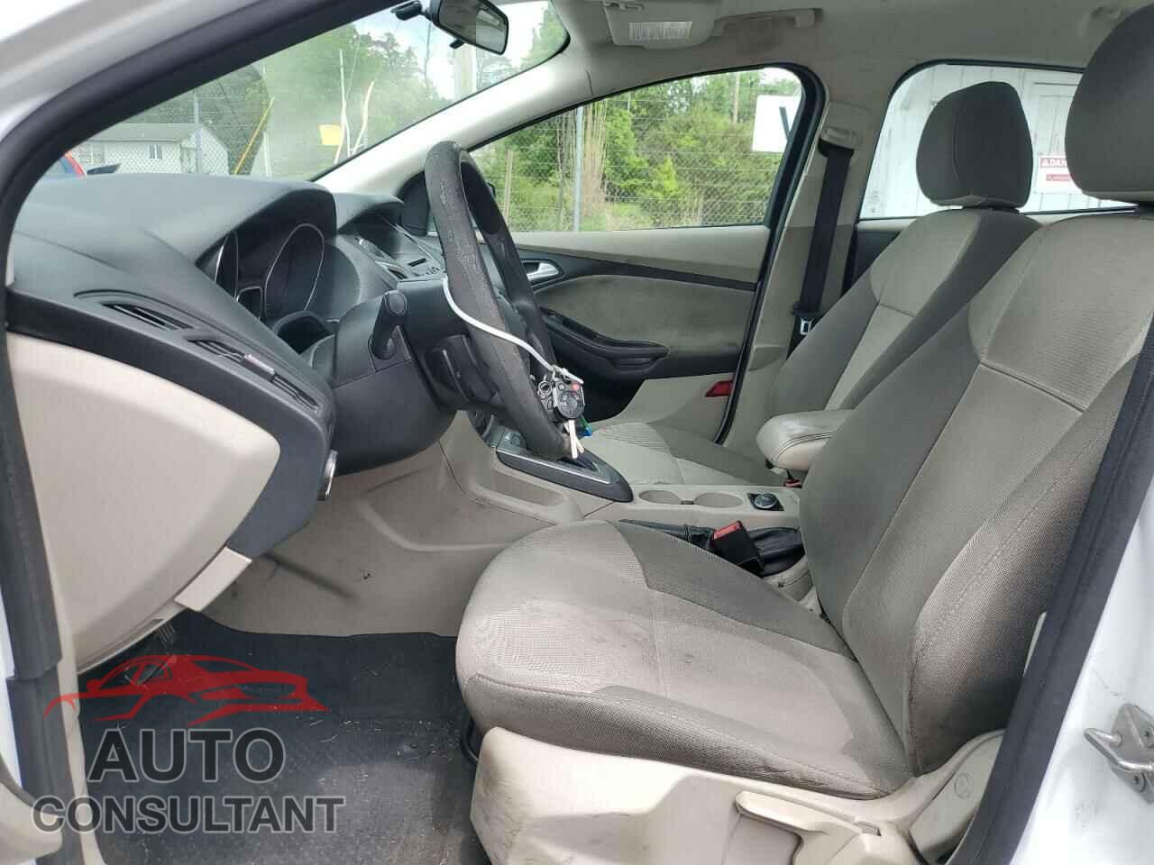 FORD FOCUS 2014 - 1FADP3F29EL141619