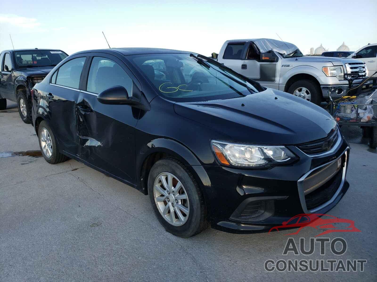CHEVROLET SONIC 2017 - 1G1JD5SH5H4106532