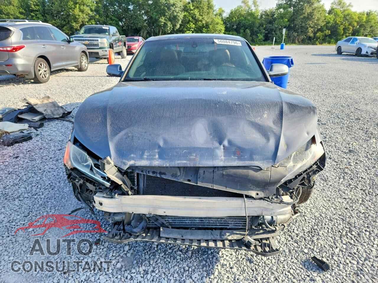AUDI A5 2012 - WAULFAFR6CA002077