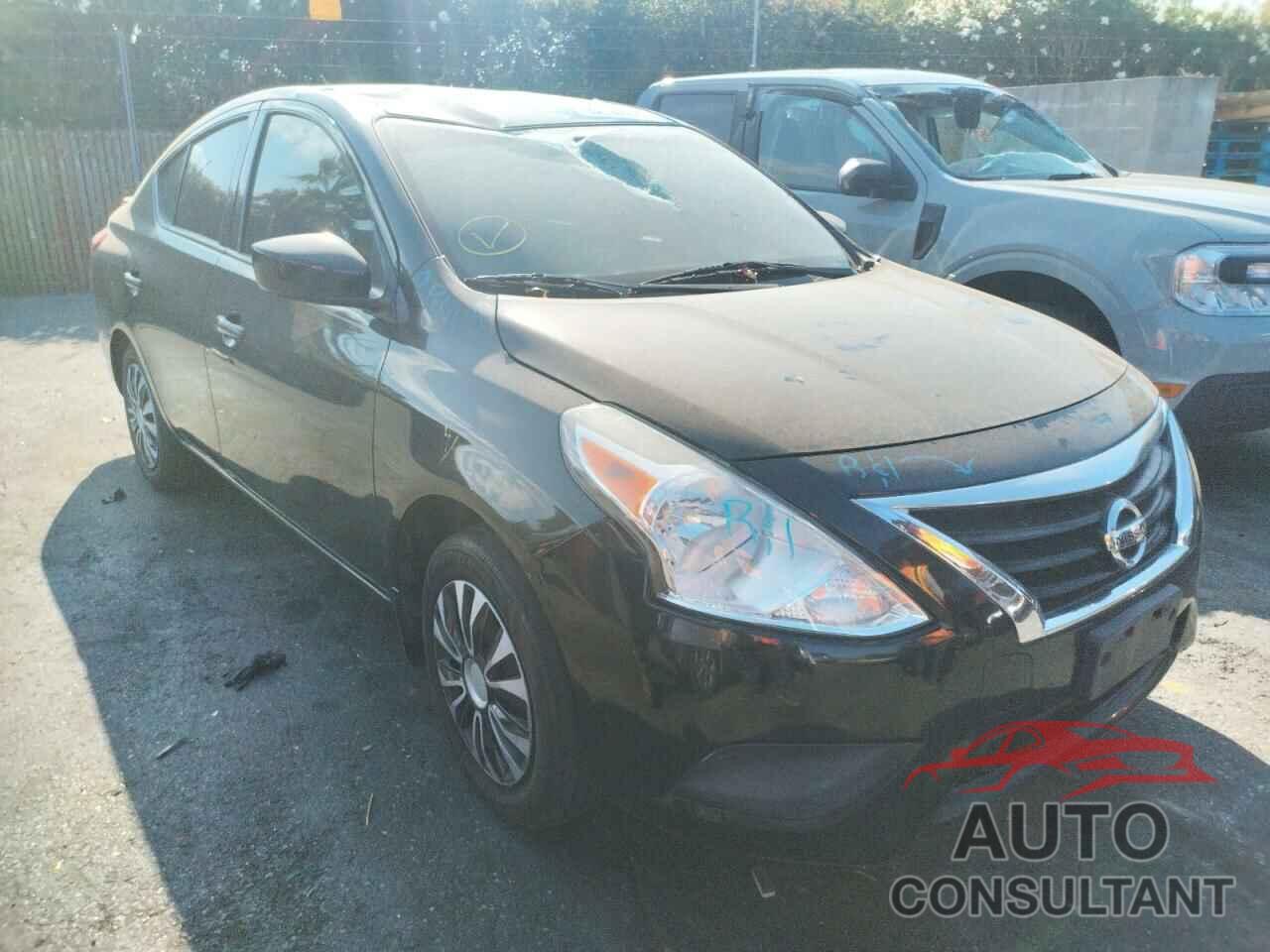 NISSAN VERSA 2019 - 3N1CN7AP1KL837724