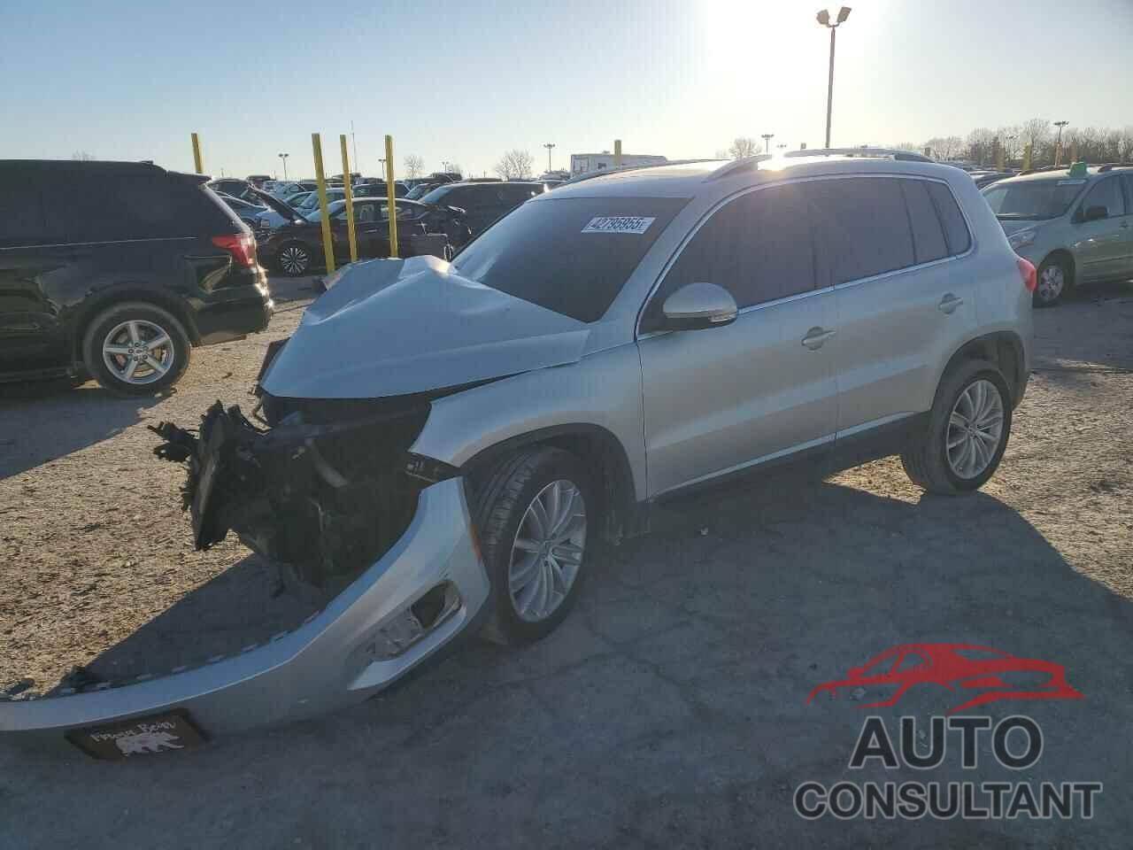VOLKSWAGEN TIGUAN 2015 - WVGAV7AX3FW606159