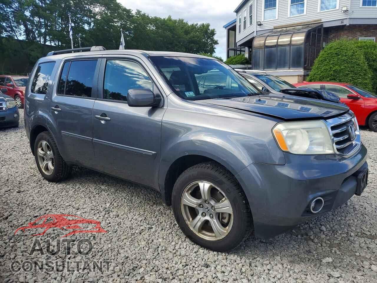 HONDA PILOT 2013 - 5FNYF4H59DB076526