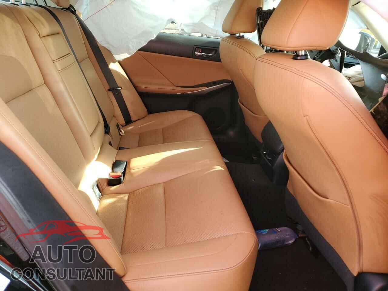 LEXUS IS 2015 - JTHBF1D27F5044936