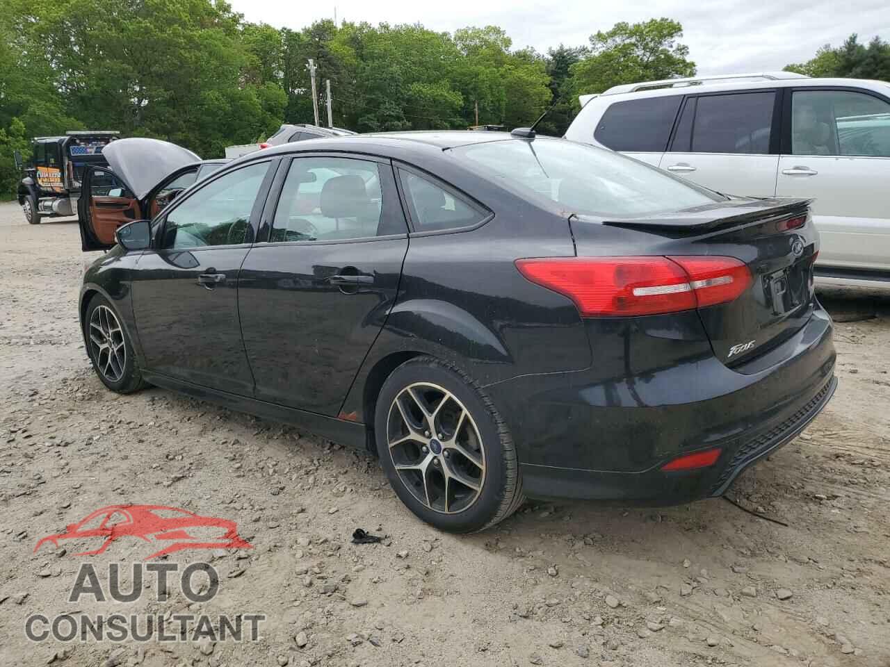 FORD FOCUS 2015 - 1FADP3F28FL364882