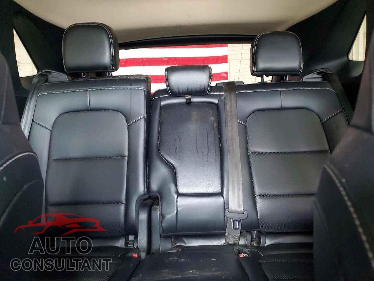 FORD ESCAPE 2020 - 1FMCU9H91LUA10845