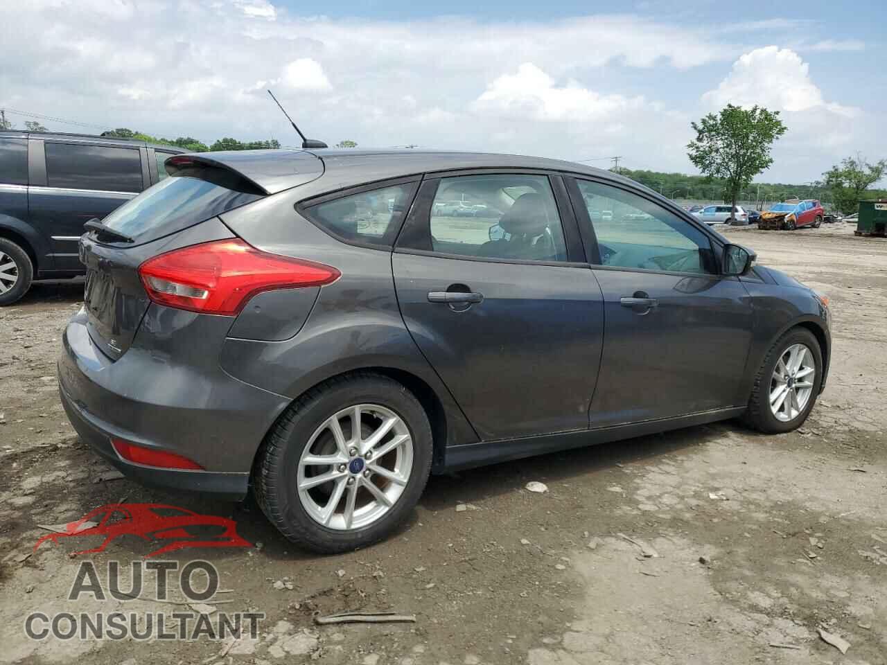 FORD FOCUS 2015 - 1FADP3K25FL308002