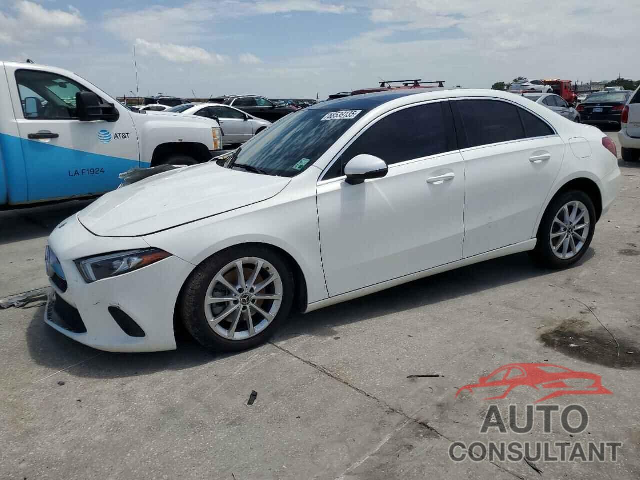 MERCEDES-BENZ A-CLASS 2020 - W1K3G4EB5LW044500