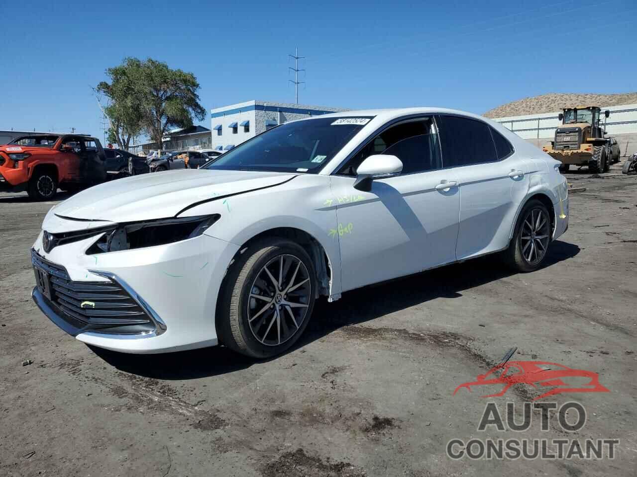 TOYOTA CAMRY 2023 - 4T1F11BK4PU102492