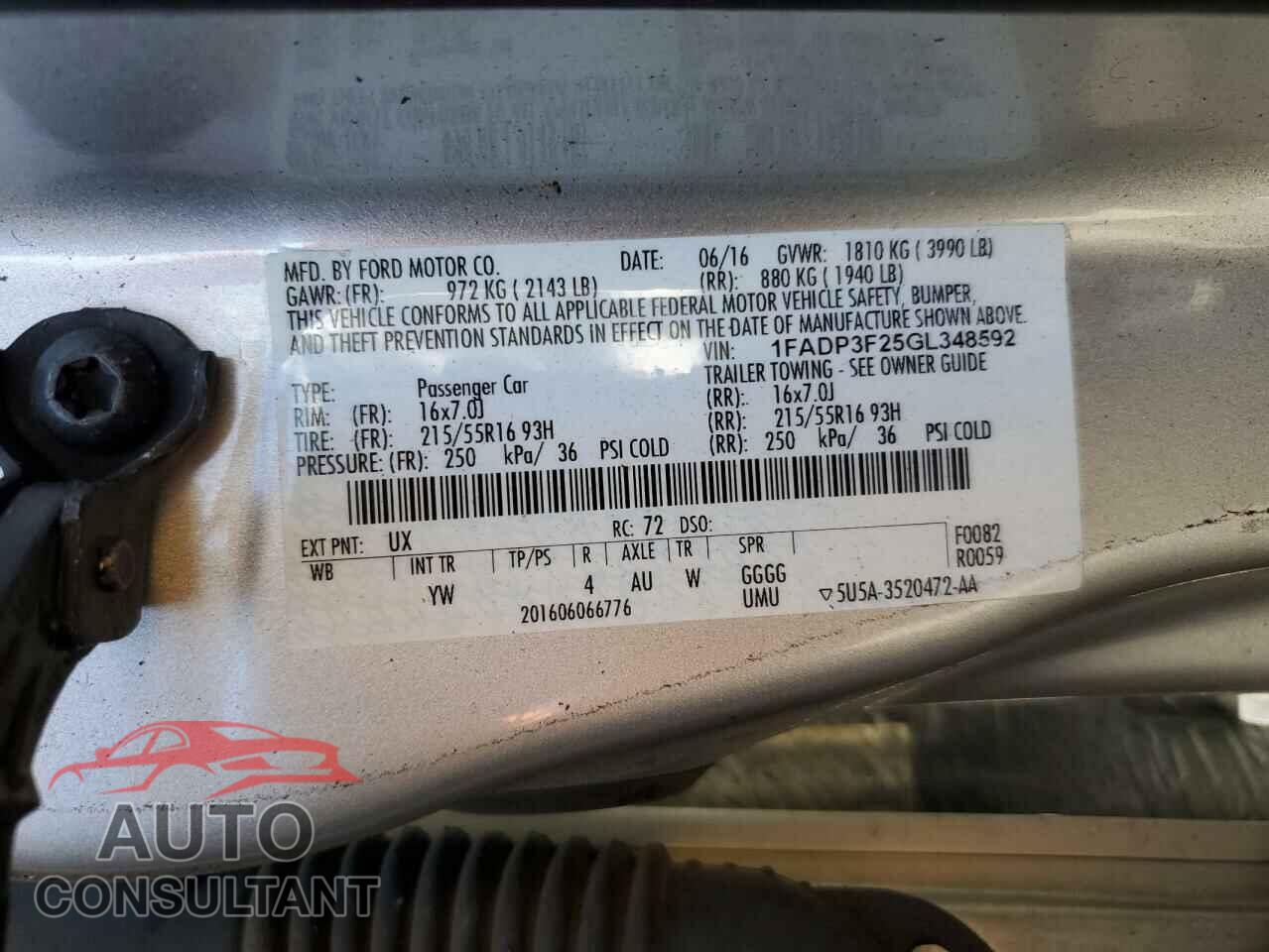 FORD FOCUS 2016 - 1FADP3F25GL348592