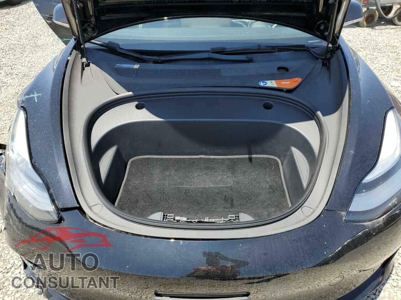 TESLA MODEL 3 2018 - 5YJ3E1EA6JF011349