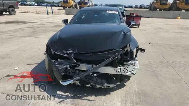 LEXUS IS 2021 - JTHCA1D21M5117945