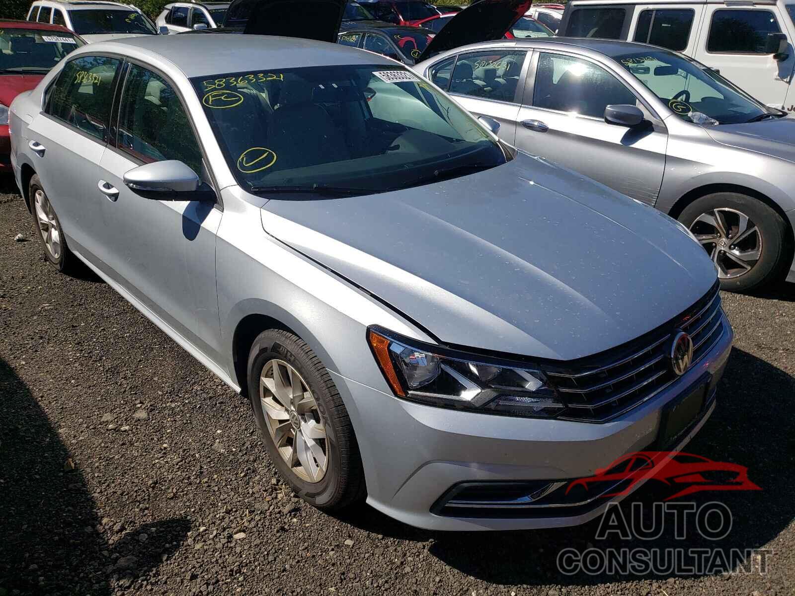 VOLKSWAGEN PASSAT 2018 - 1VWAA7A3XJC012026