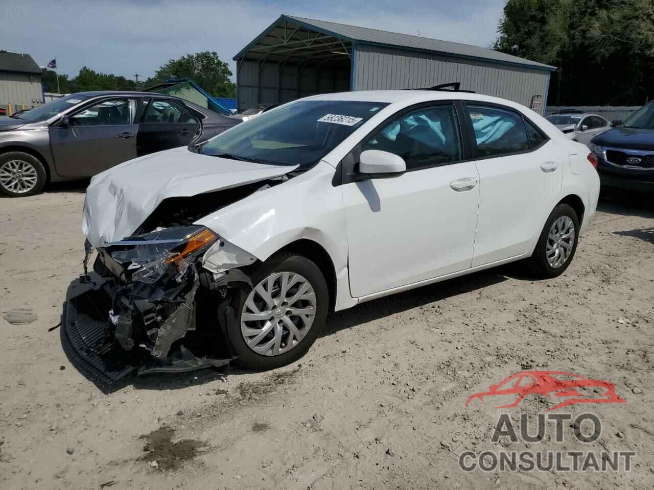TOYOTA COROLLA 2018 - 5YFBURHE3JP817472
