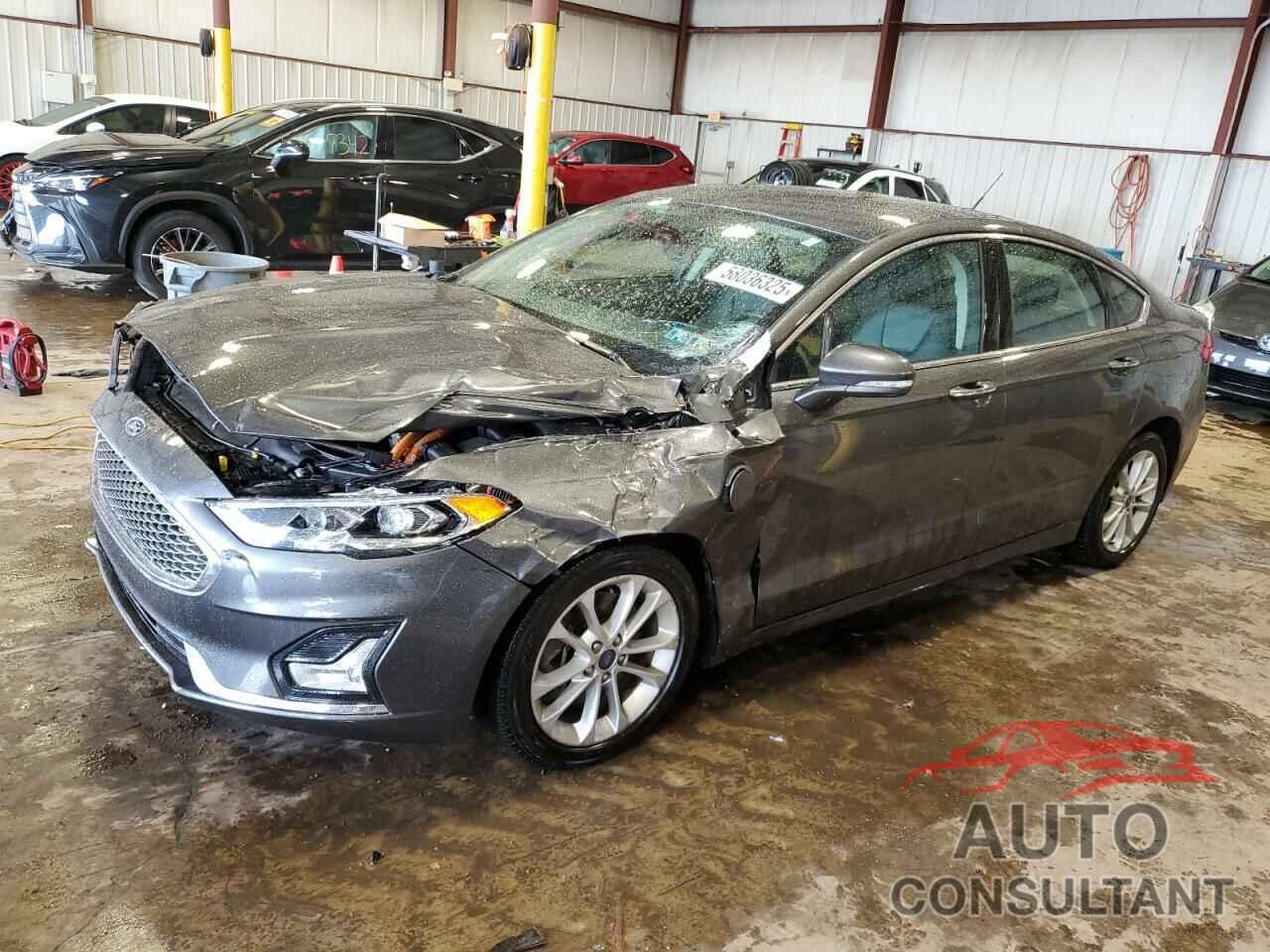 FORD FUSION 2020 - 3FA6P0SU2LR247505