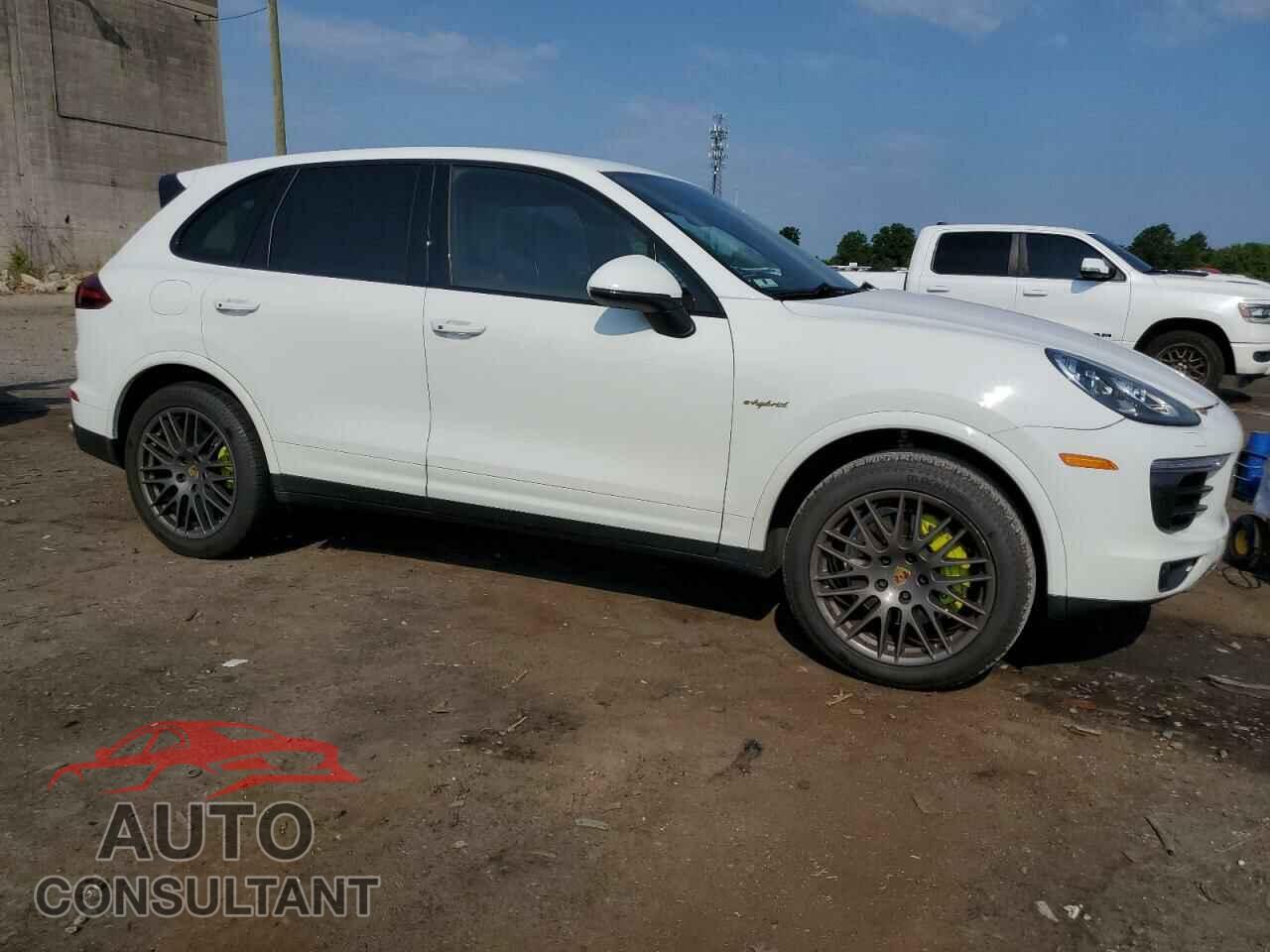 PORSCHE CAYENNE 2017 - WP1AE2A21HLA74568