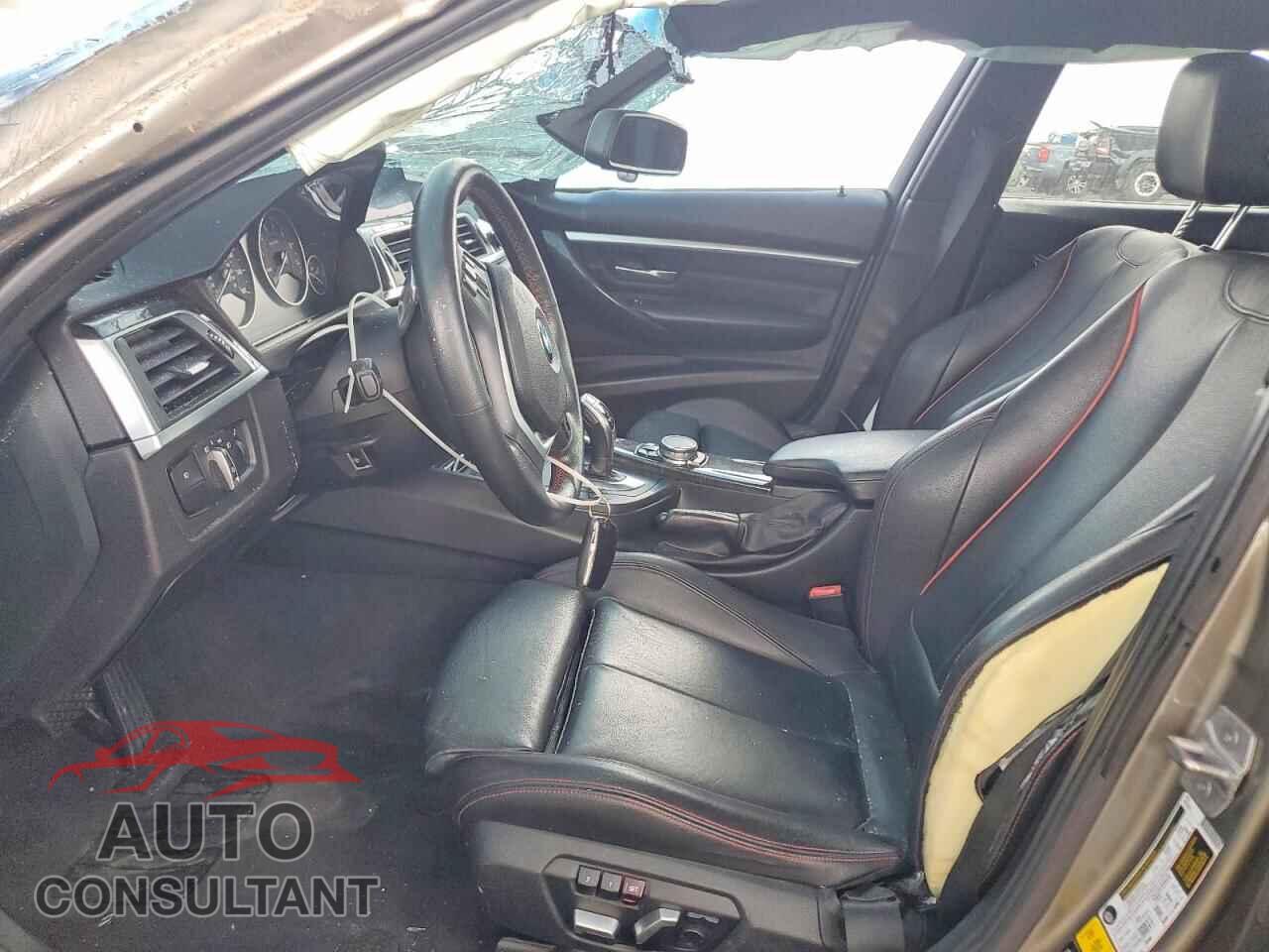 BMW 3 SERIES 2016 - WBA8E3G56GNU00842