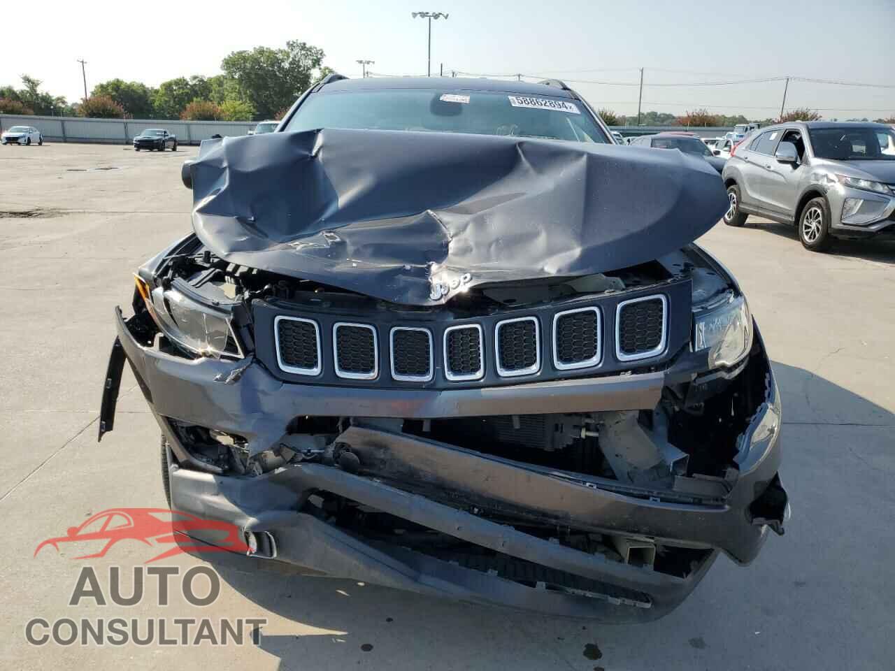 JEEP COMPASS 2018 - 3C4NJDAB3JT433374