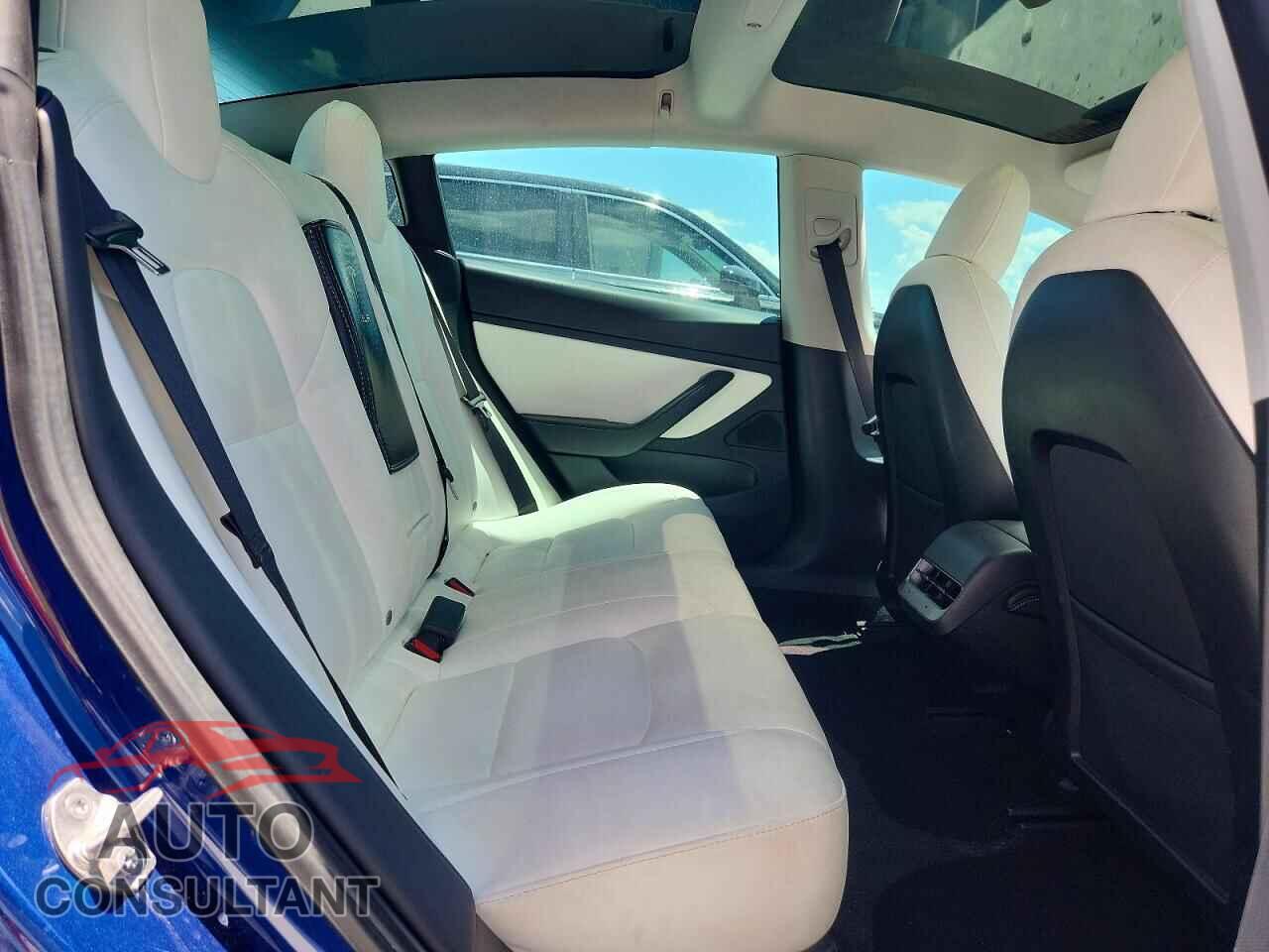 TESLA MODEL 3 2021 - 5YJ3E1EB7MF860127