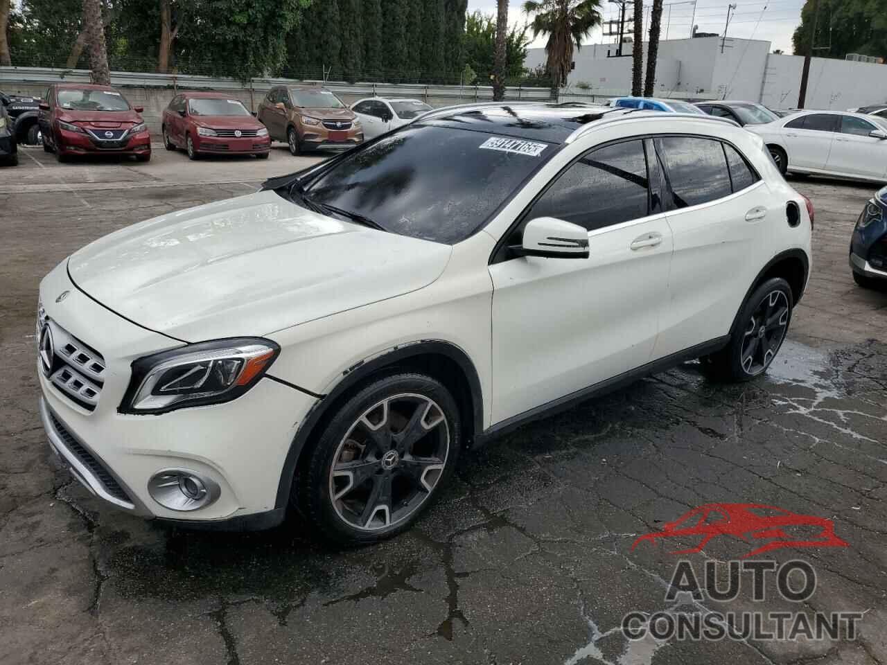 MERCEDES-BENZ GLA-CLASS 2019 - WDCTG4GB8KJ551159