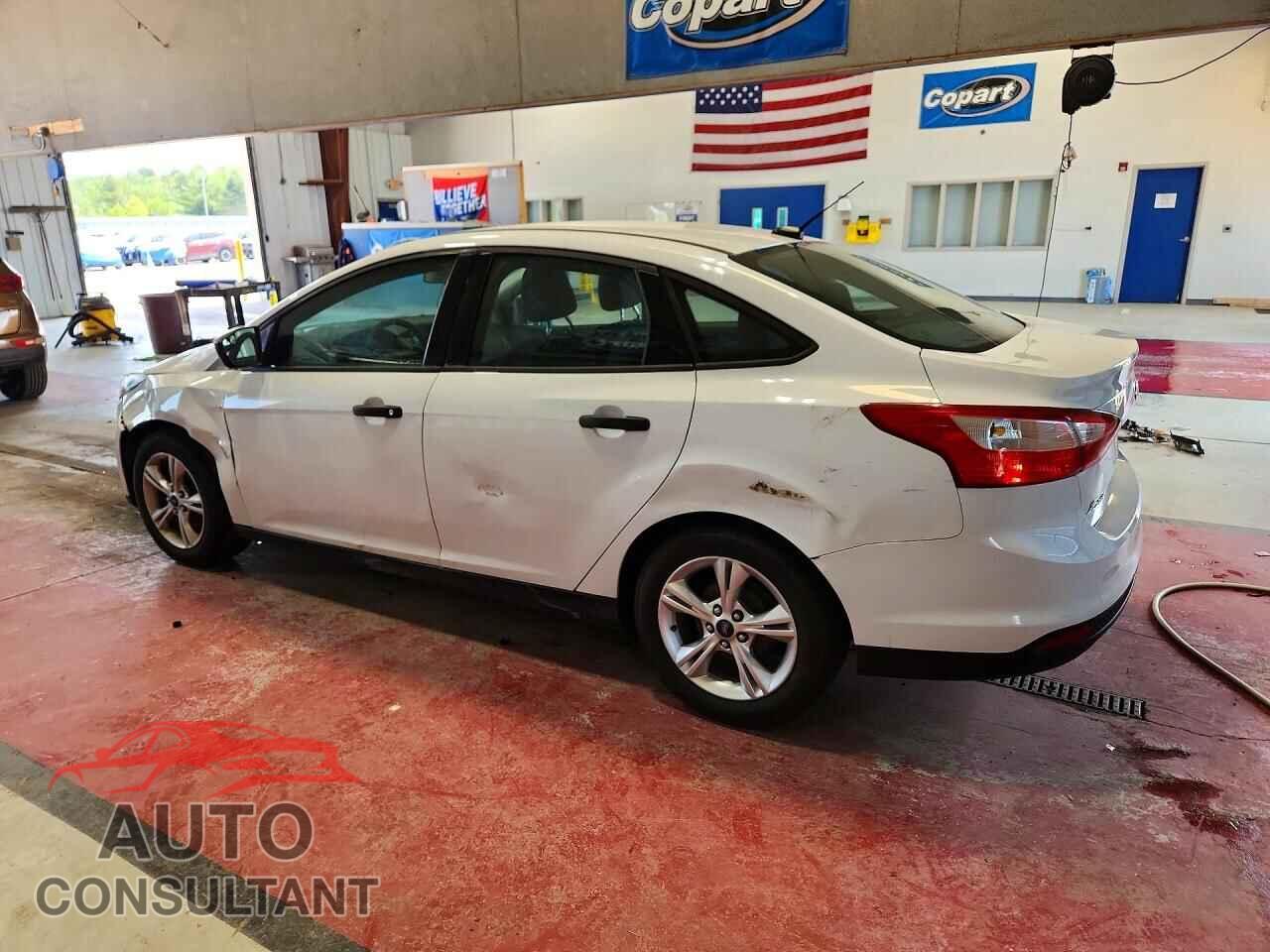 FORD FOCUS 2014 - 1FADP3E21EL238816