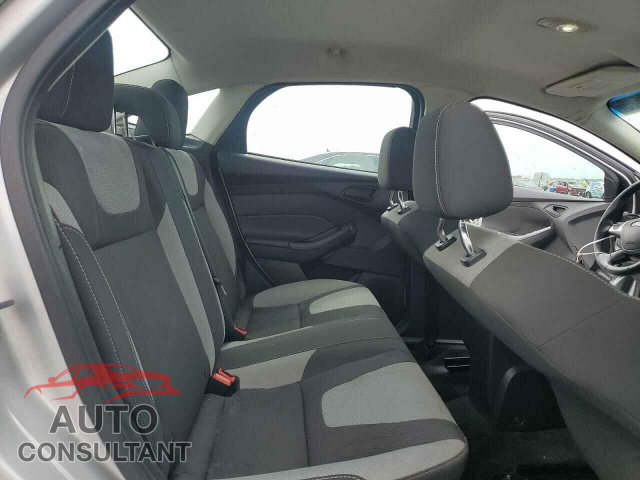 FORD FOCUS 2012 - 1FAHP3F22CL294292