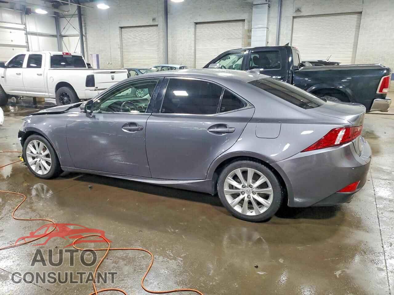 LEXUS IS 2014 - JTHBF1D24E5030927