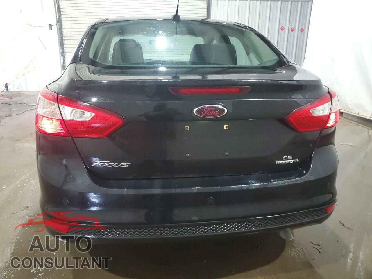 FORD FOCUS 2014 - 1FADP3F20EL165579