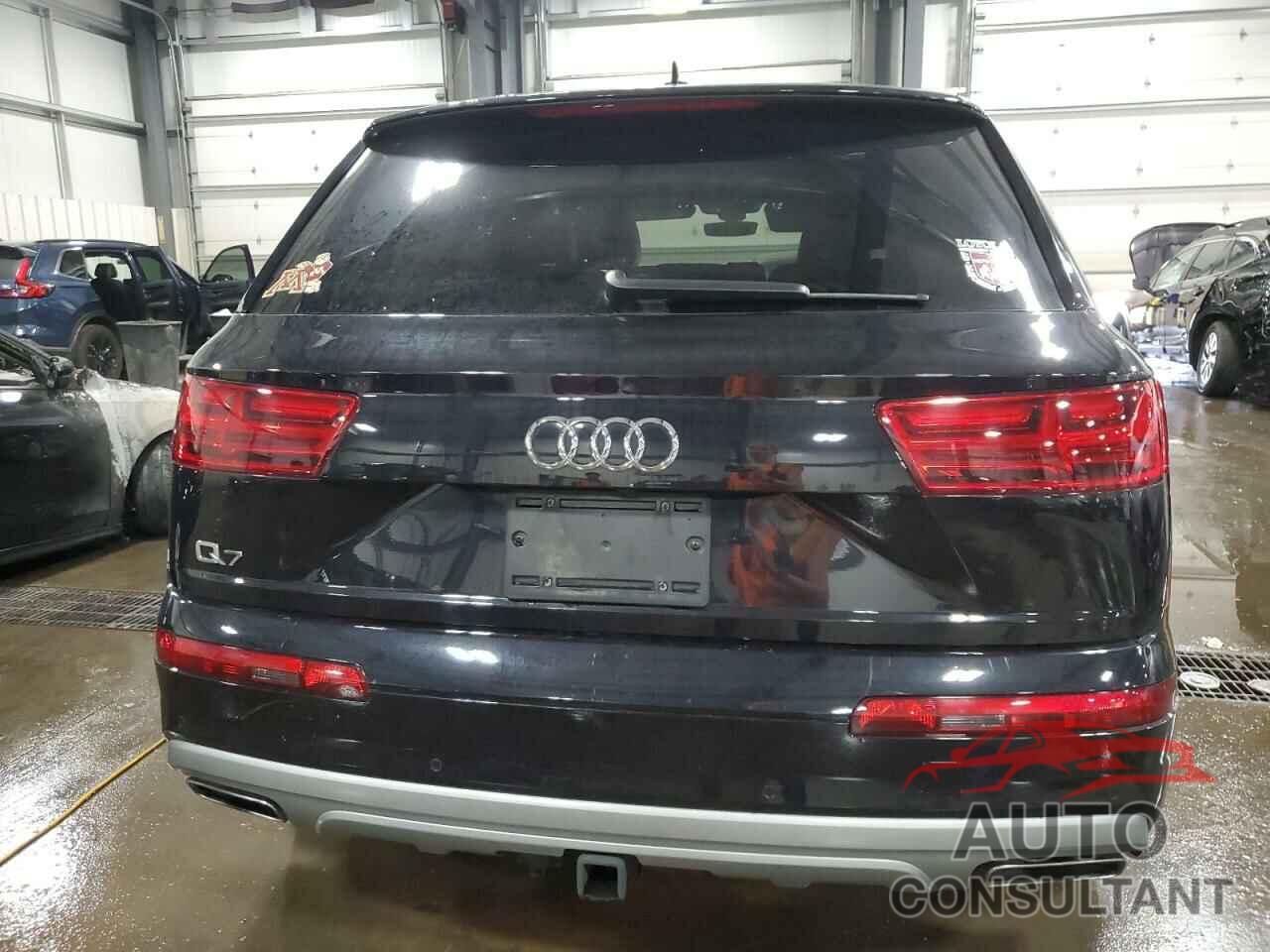 AUDI Q7 2019 - WA1LAAF70KD009226