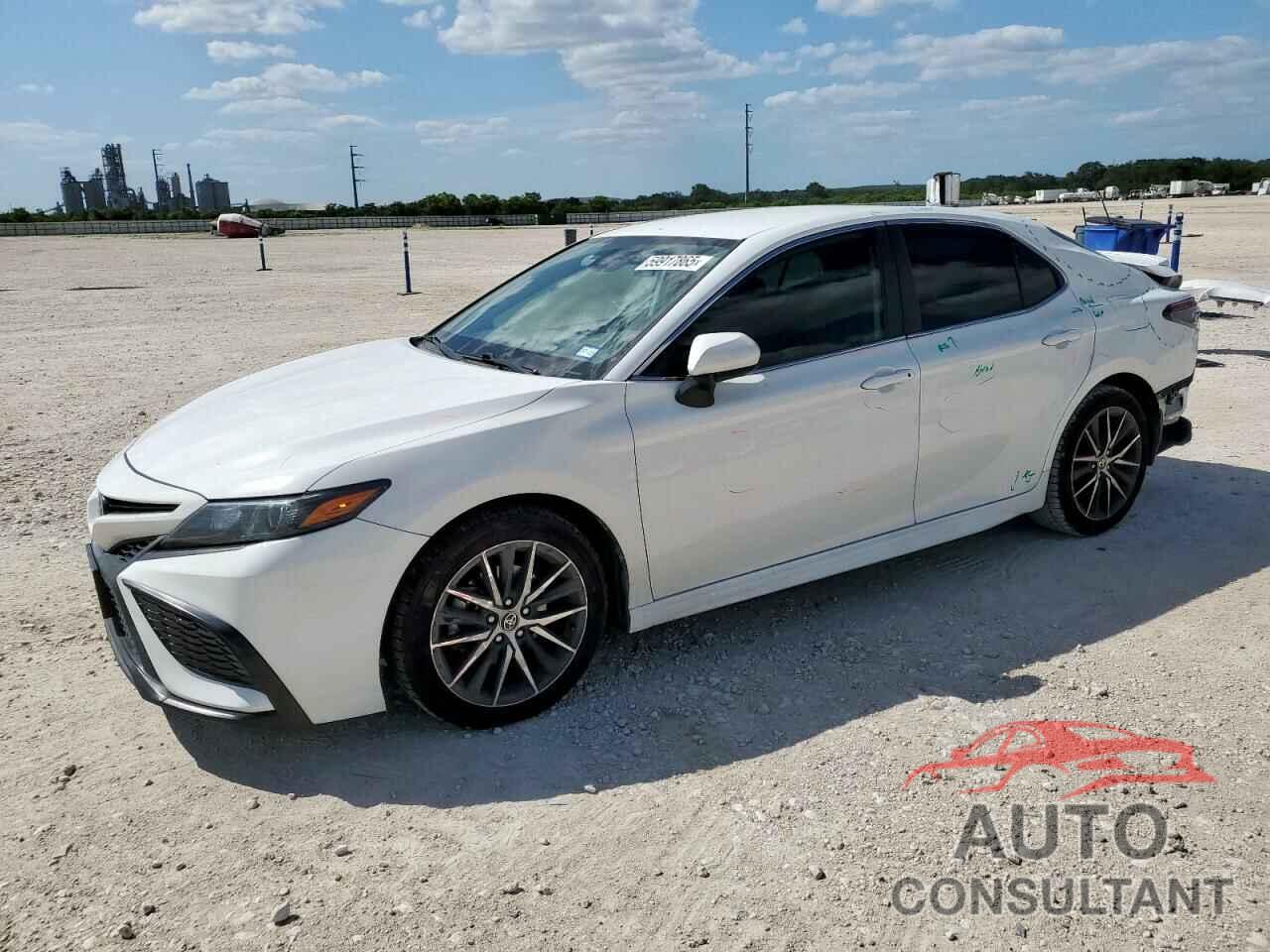 TOYOTA CAMRY 2021 - 4T1G11AK7MU586627