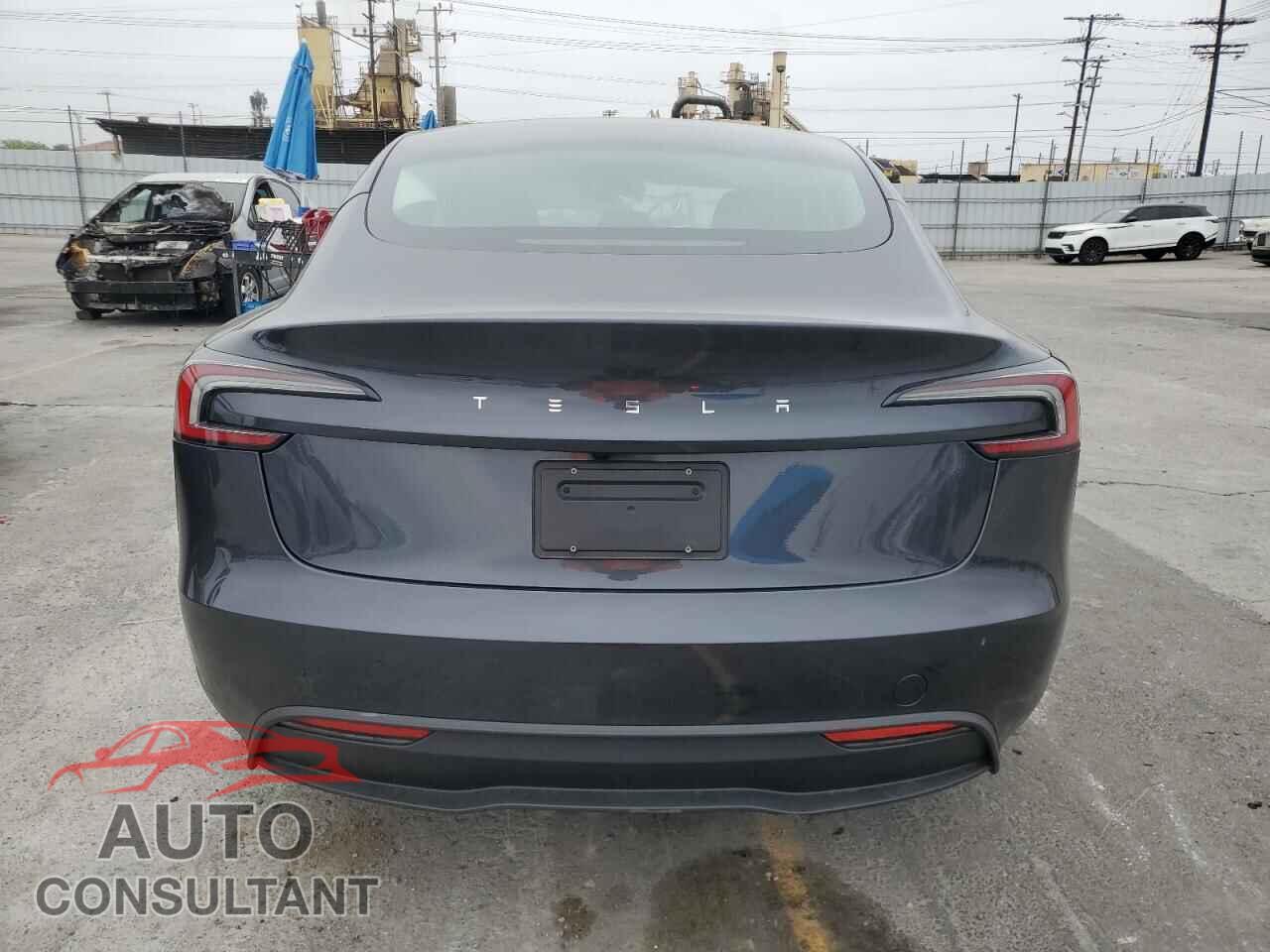 TESLA MODEL 3 2025 - 5YJ3E1EA4SF892568