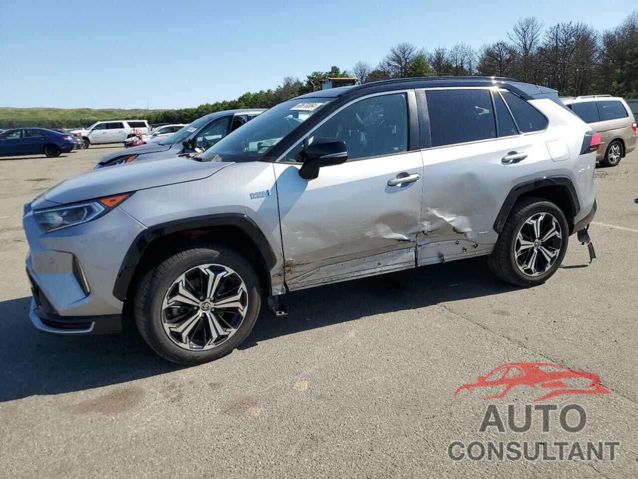 TOYOTA RAV4 2021 - JTMFB3FV4MD041089