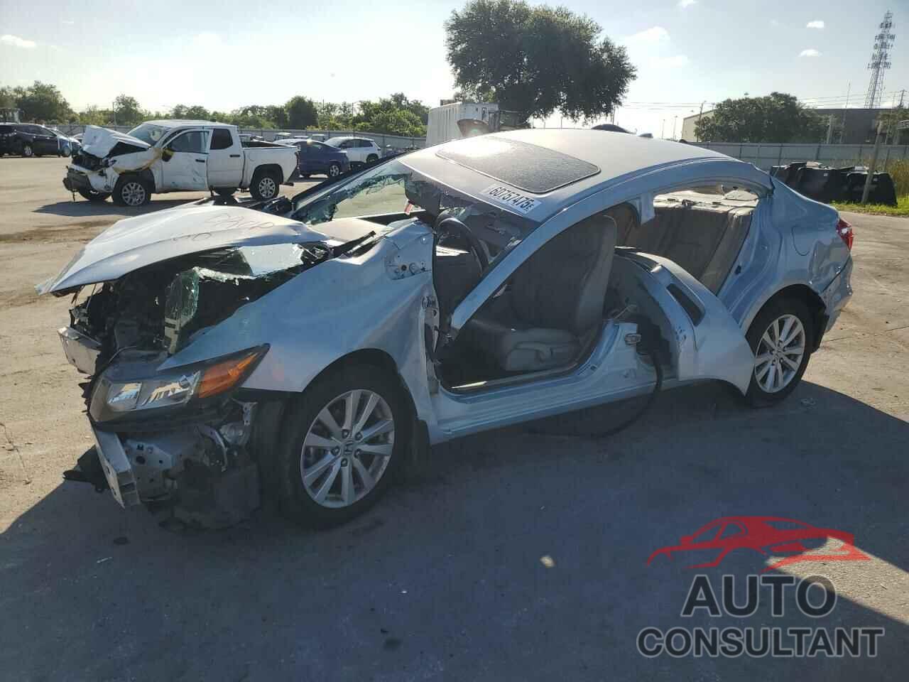 HONDA CIVIC 2012 - 2HGFB2F96CH506245