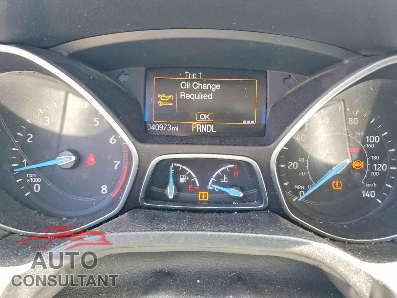 FORD FOCUS 2017 - 1FADP3E23HL312337