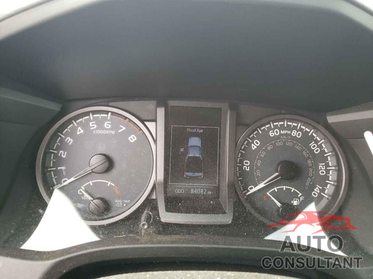 TOYOTA TACOMA 2018 - 3TMCZ5AN7JM174866