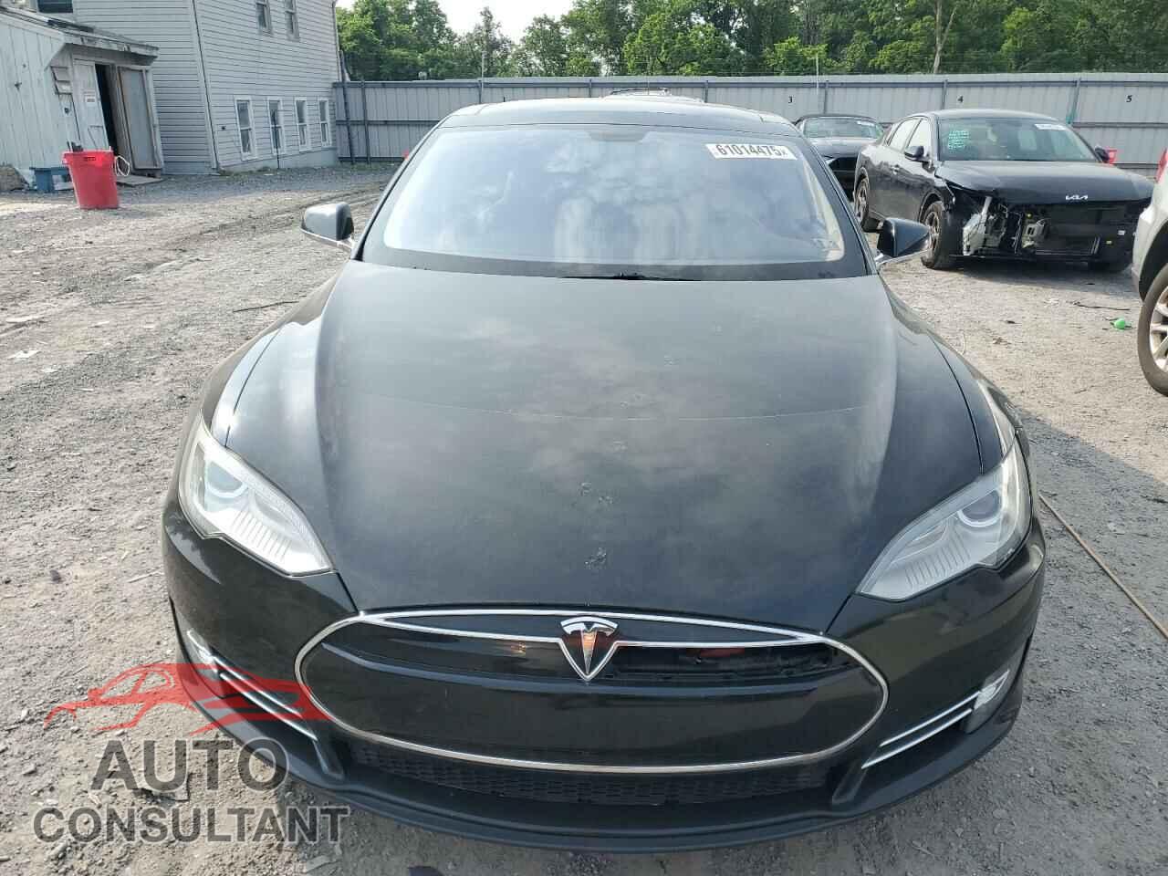 TESLA MODEL S 2012 - 5YJSA1DP0CFS00059