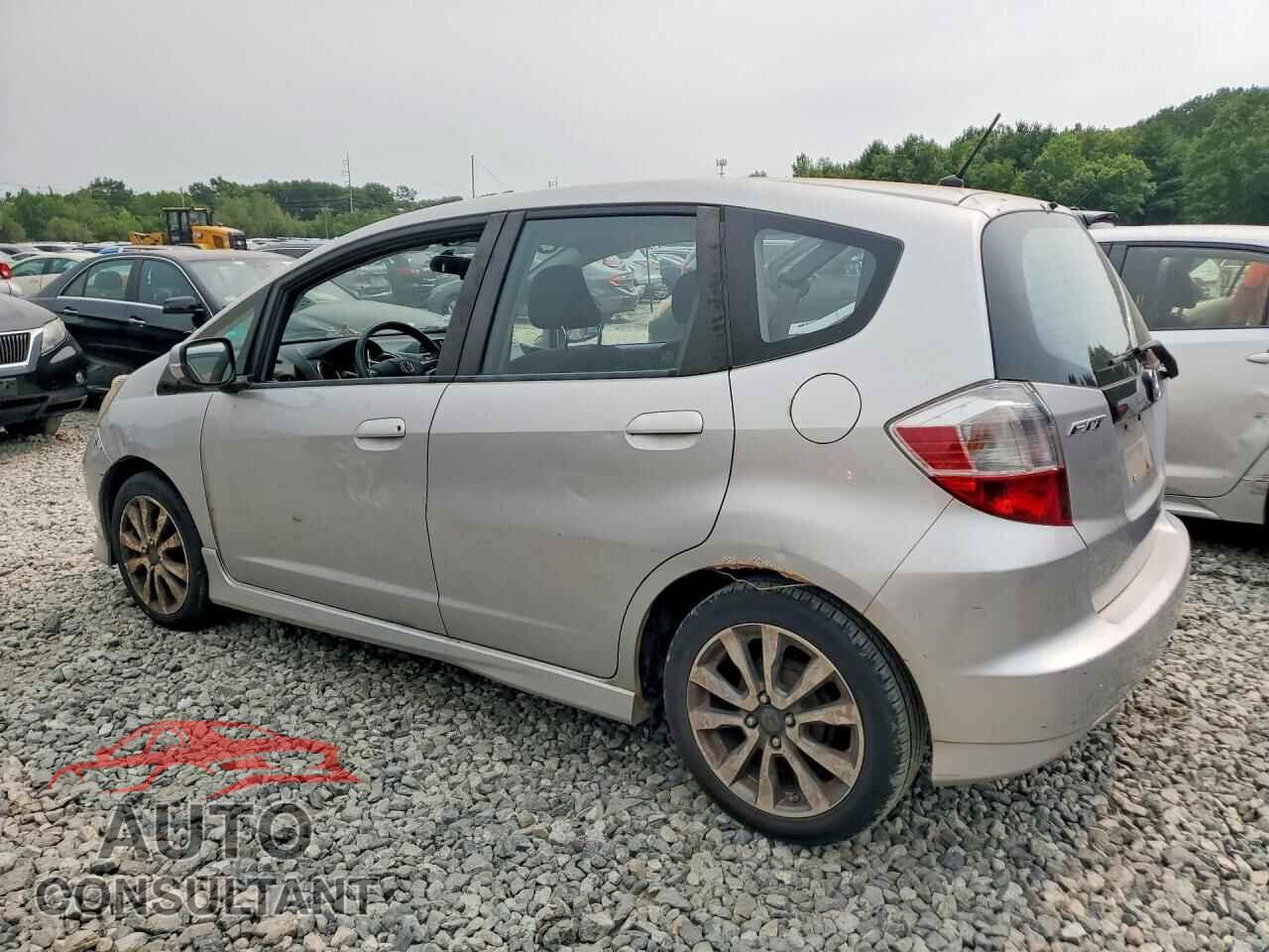 HONDA FIT 2012 - JHMGE8G55CS008599