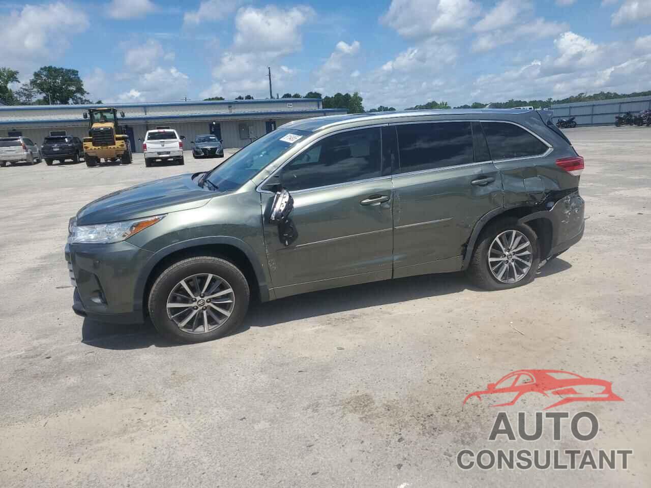 TOYOTA HIGHLANDER 2018 - 5TDKZRFH7JS284466