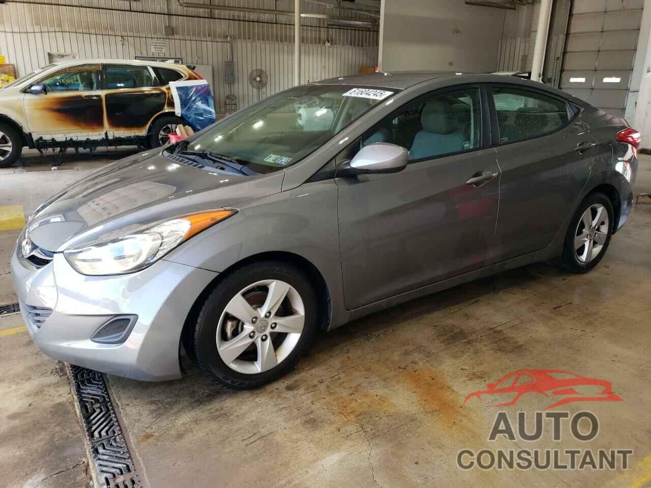 HYUNDAI ELANTRA 2013 - 5NPDH4AE1DH375738