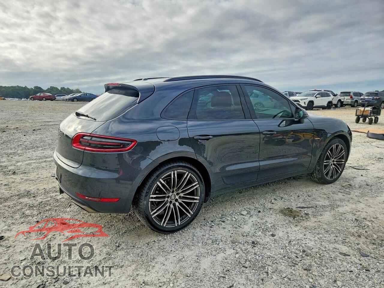 PORSCHE MACAN 2017 - WP1AA2A52HLB02397